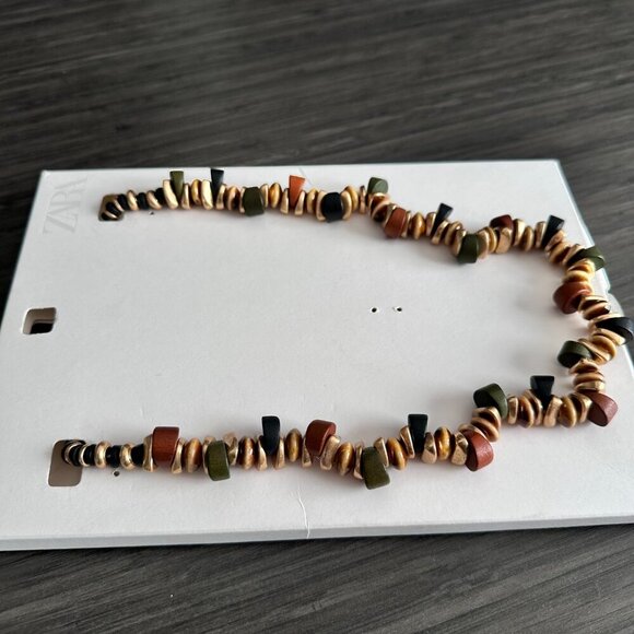 Zara Wooden Necklace - Picture 3 of 5
